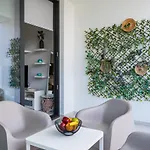 Bonne Heure 1-br In