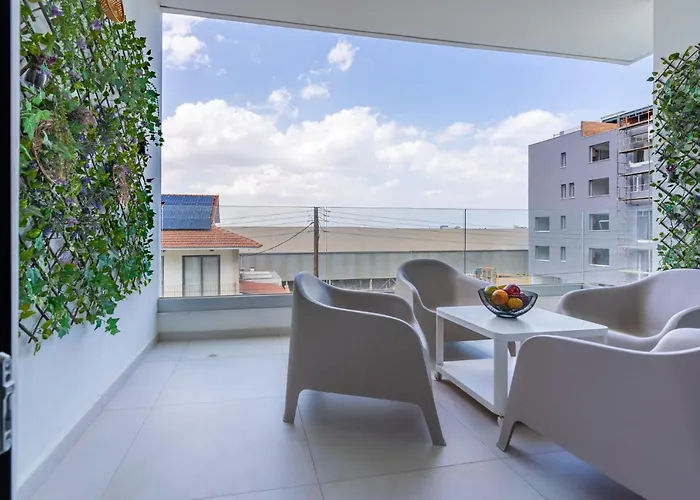 Bonne Heure 1-br In * Larnaka