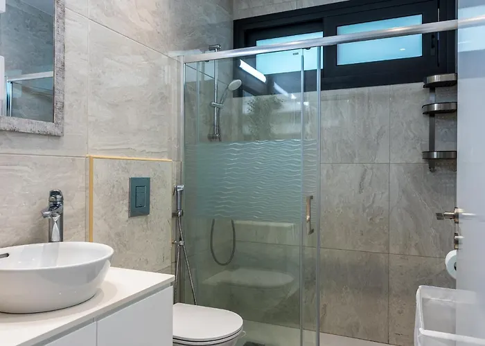 Bonne Heure 1-br In Apartment Larnaca